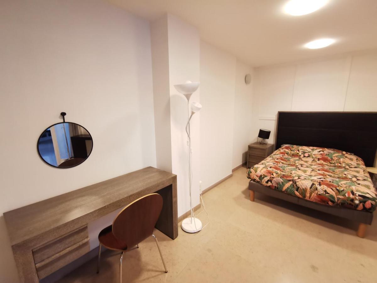 Aux Pieds Du Chateau Apartment Tournon-sur-Rhone Exterior photo