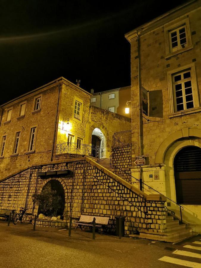 Aux Pieds Du Chateau Apartment Tournon-sur-Rhone Exterior photo